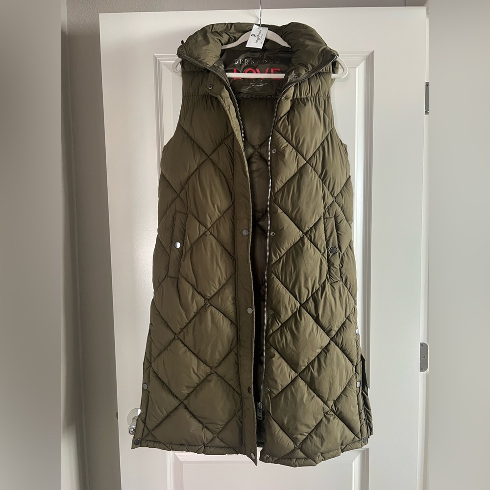 Bernardo Khaki Quilted Vest